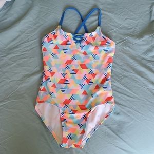 Cat & Jack Girls One-Piece Swimsuit S(6/6X)